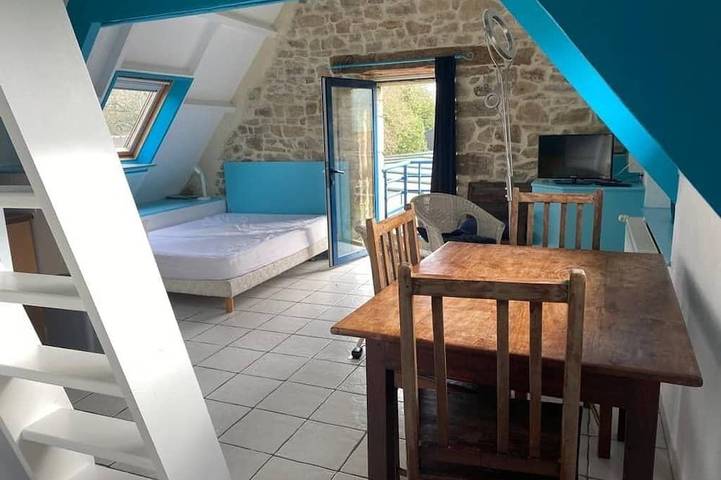 Gîte pour 4 personnes, avec terrasse ainsi que jardin et piscine à Sainte-Hélène (France) - 2