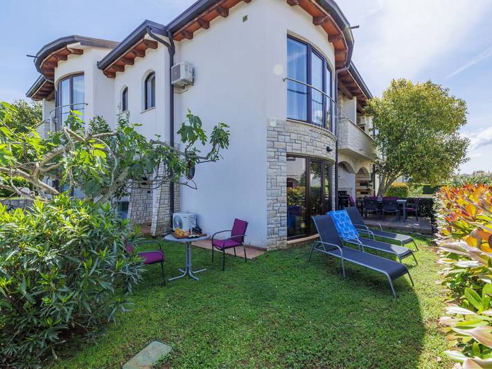 Ferienhaus für 5 Personen, mit Terrasse und Garten - 1