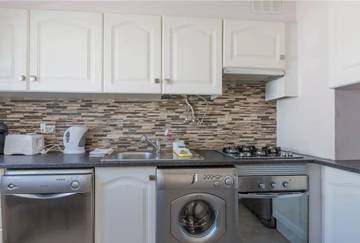 Apartamento De Férias para 5 Pessoas em Cavacos, Quarteira, Foto 1