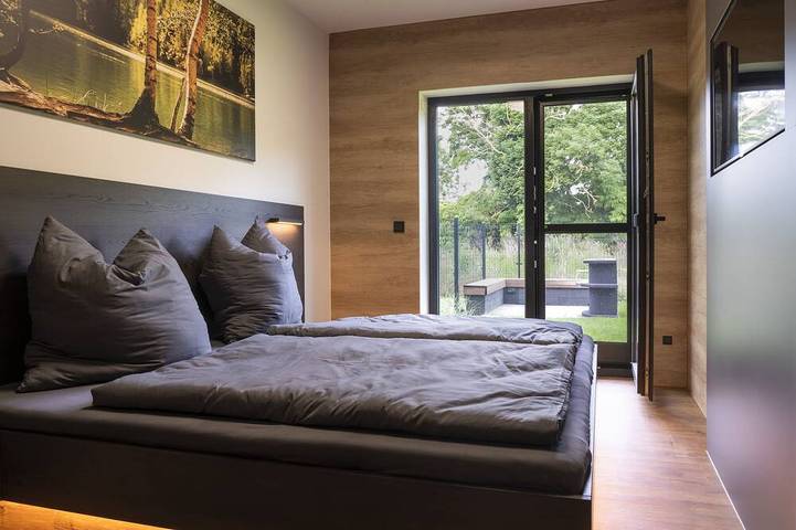 Ferienhaus für 6 Personen, mit Sauna und Balkon sowie Garten am Hainer See - 2