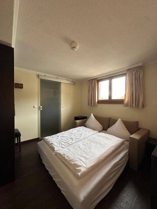 Hotel für 2 Personen, mit Terrasse und Garten sowie Sauna und Ausblick in Lingenau - 4