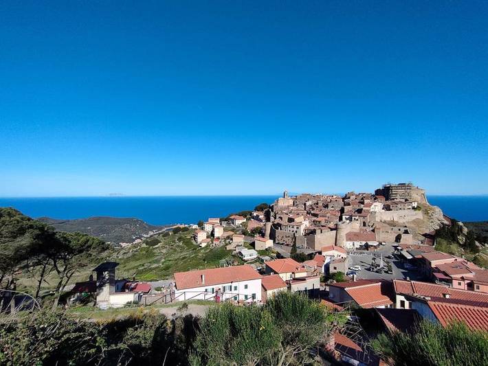 Albergo a gestione familiare per 2 persone, con Terrazza e Panorama in Isola del Giglio