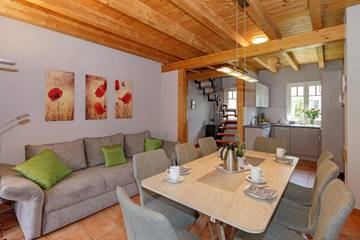 Ferienhaus für 9 Personen, mit Garten in Nienhagen