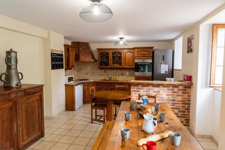 Location de vacances pour 10 personnes, avec jacuzzi ainsi que terrasse et sauna à Chirac - 4