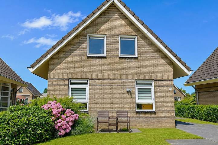 Bungalow für 6 Personen, mit Sauna und Garten in Medemblik