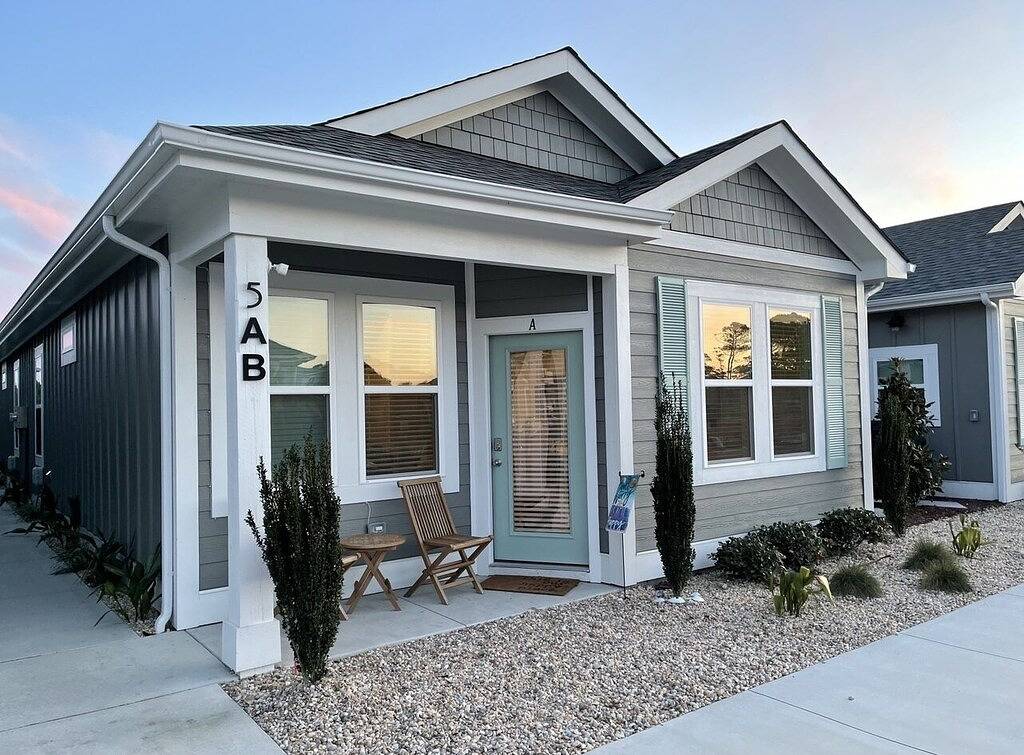 Ganze Wohnung, Don’t Worry, Beach Happy at Beacon Quarters in Corolla, Currituck County