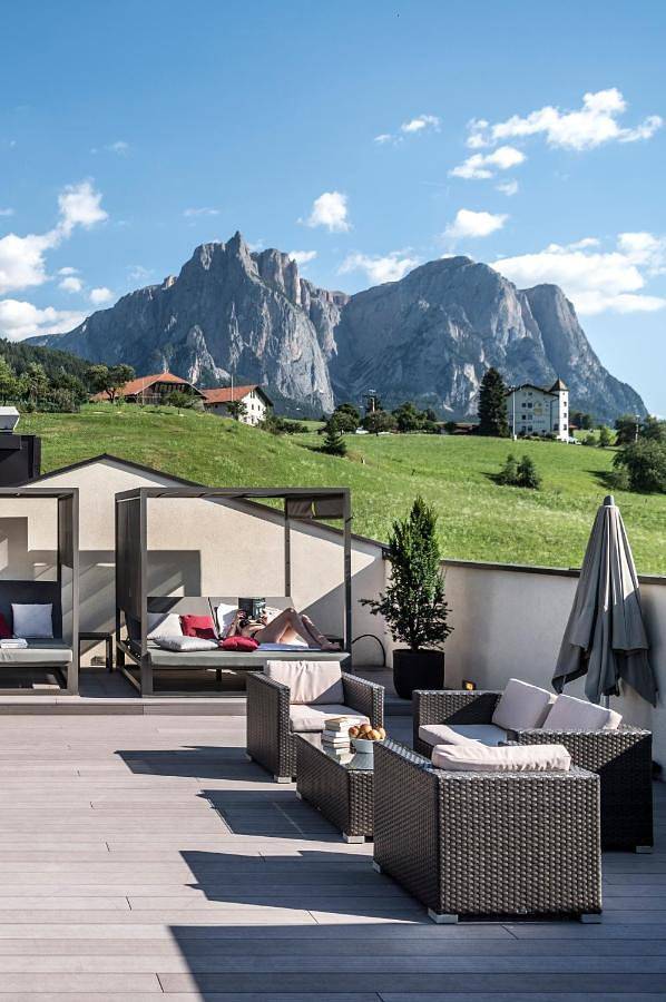 Hotel für 3 Personen, mit Ausblick und Pool sowie Garten und Sauna - 1
