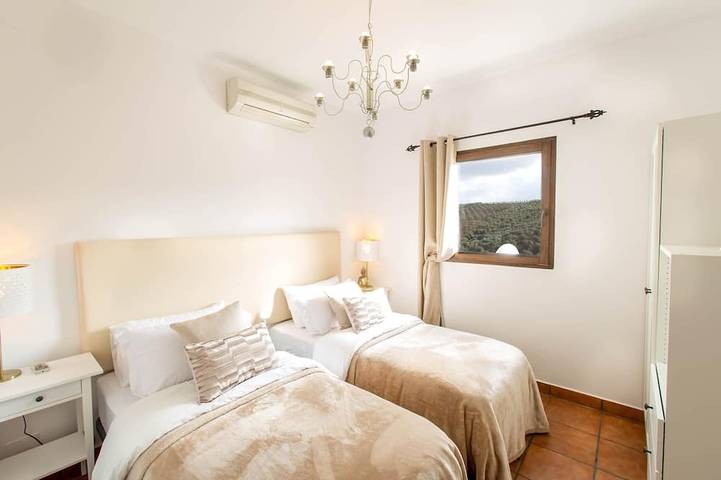 Apartamento entero, Retiro rural Cortijo el Chenil, La Perrita in Casarabonela, Sierra de las Nieves