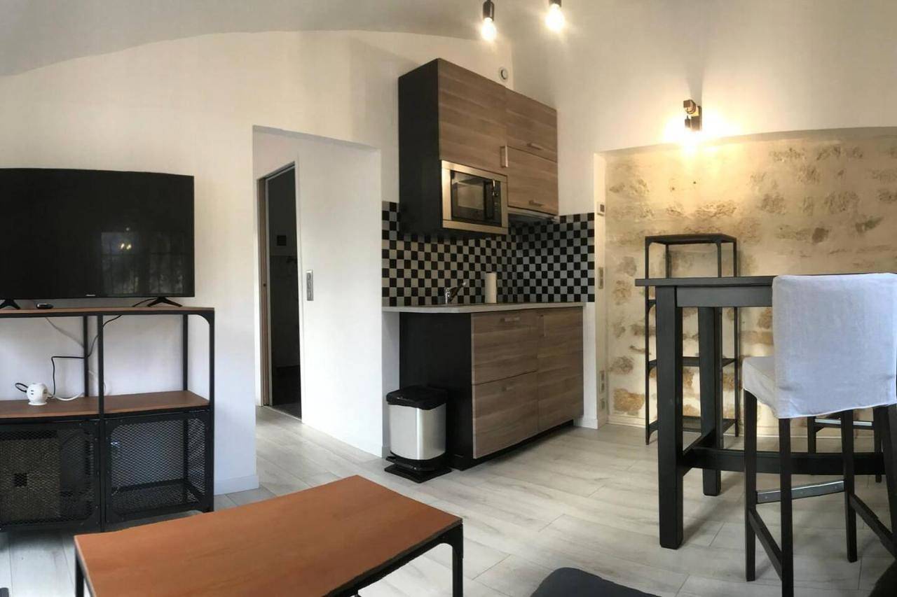 Appartement entier, One-Bedroom Apartment in Us, Parc naturel régional du Vexin Français