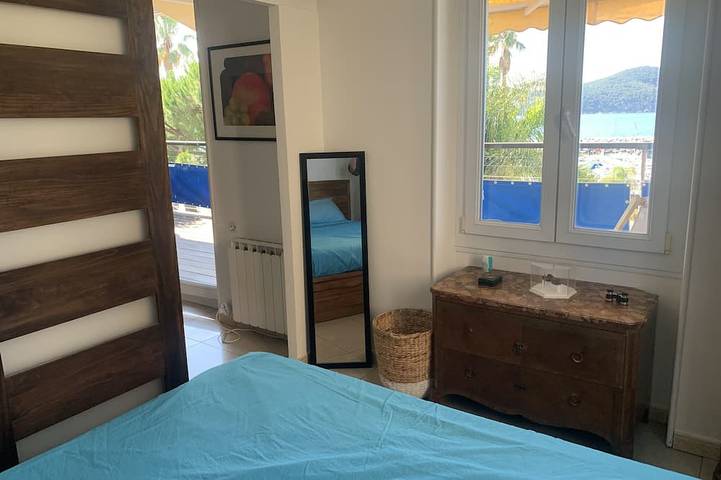 Gîte pour 6 personnes, avec balcon dans Port Des Lecques Saint Cyr Sur Mer - 4