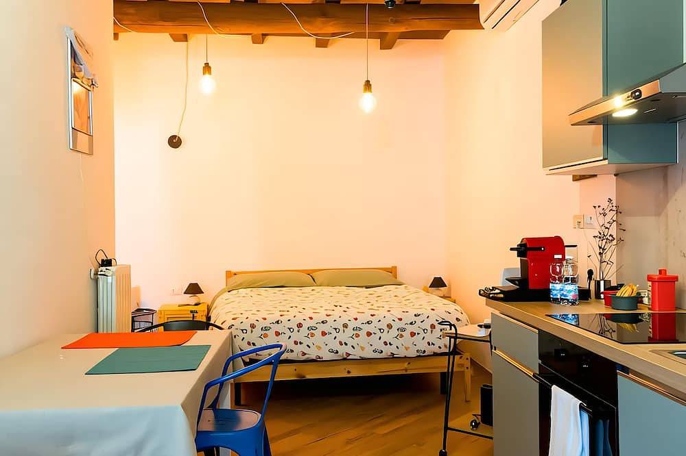 Ganze Wohnung, Ruti's House - Cozy studio apartment near Malpensa and Fiera Milano in Gallarate, Varese Provinz