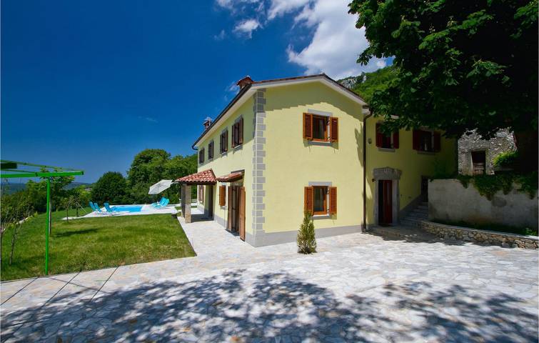 Ferienhaus für 10 Personen, mit Garten