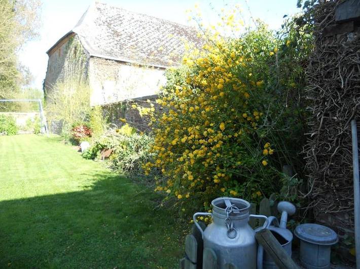 Location de vacances pour 2 personnes, avec jardin et vue dans Parc naturel régional de l'Avesnois - 3