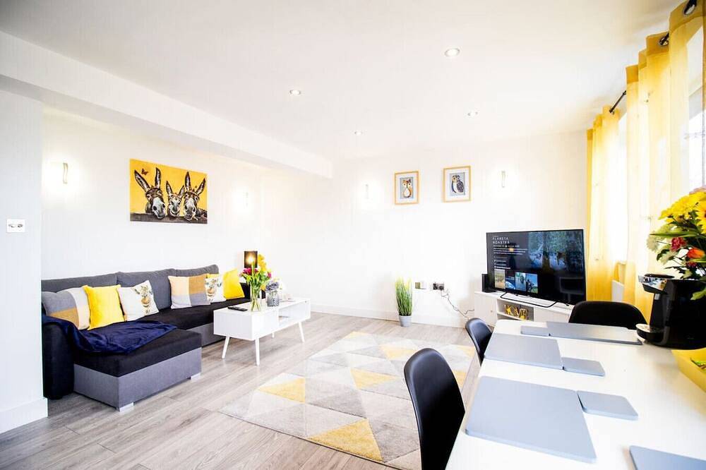 Geheel appartement, 18Cb Apartment 2 Bedroom Sleeps 4 Long Stay Disc in Swindon, North Wessex Downs