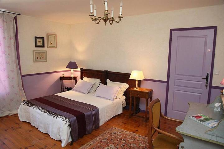 Location de vacances pour 2 personnes, avec vue ainsi que jardin et terrasse à Bessan - 3