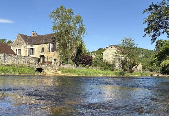 Gîte pour 6 personnes, animaux acceptés à Saint-Père (Yonne)