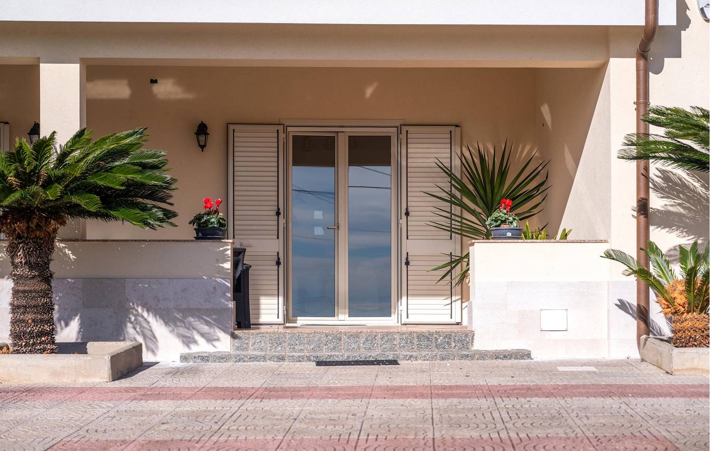 Zonnig vakantiehuis met zwembad, terras en wifi, op 2 km van Solarino in Floridia, Provincie Syracuse