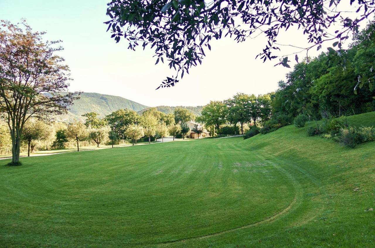 Four-Bedroom House in Fossombrone, Valle del Metauro