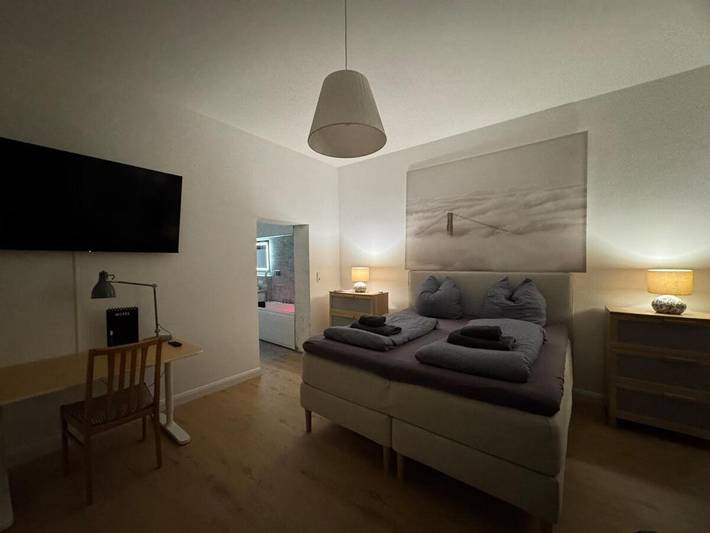 Ferienwohnung für 2 Personen, mit Balkon und Whirlpool sowie Terrasse und Garten in Blaustein - 2
