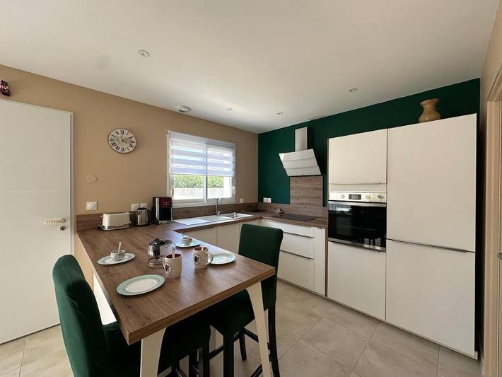 Location de vacances pour 6 personnes, avec jacuzzi ainsi que sauna et jardin à Redessan - 3