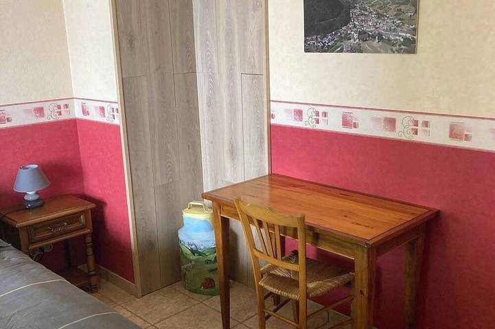 Location de vacances pour 4 personnes, avec balcon à Cerdon (Ain) - 3