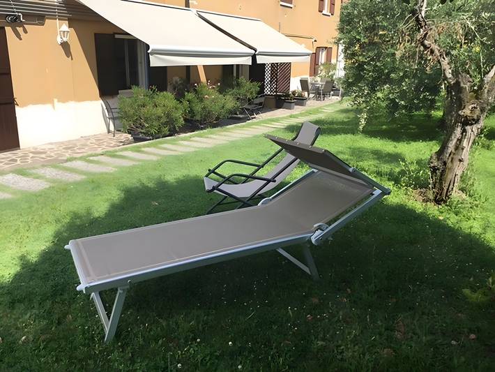 Ferienwohnung für 4 Personen, mit Garten in Manerba del Garda