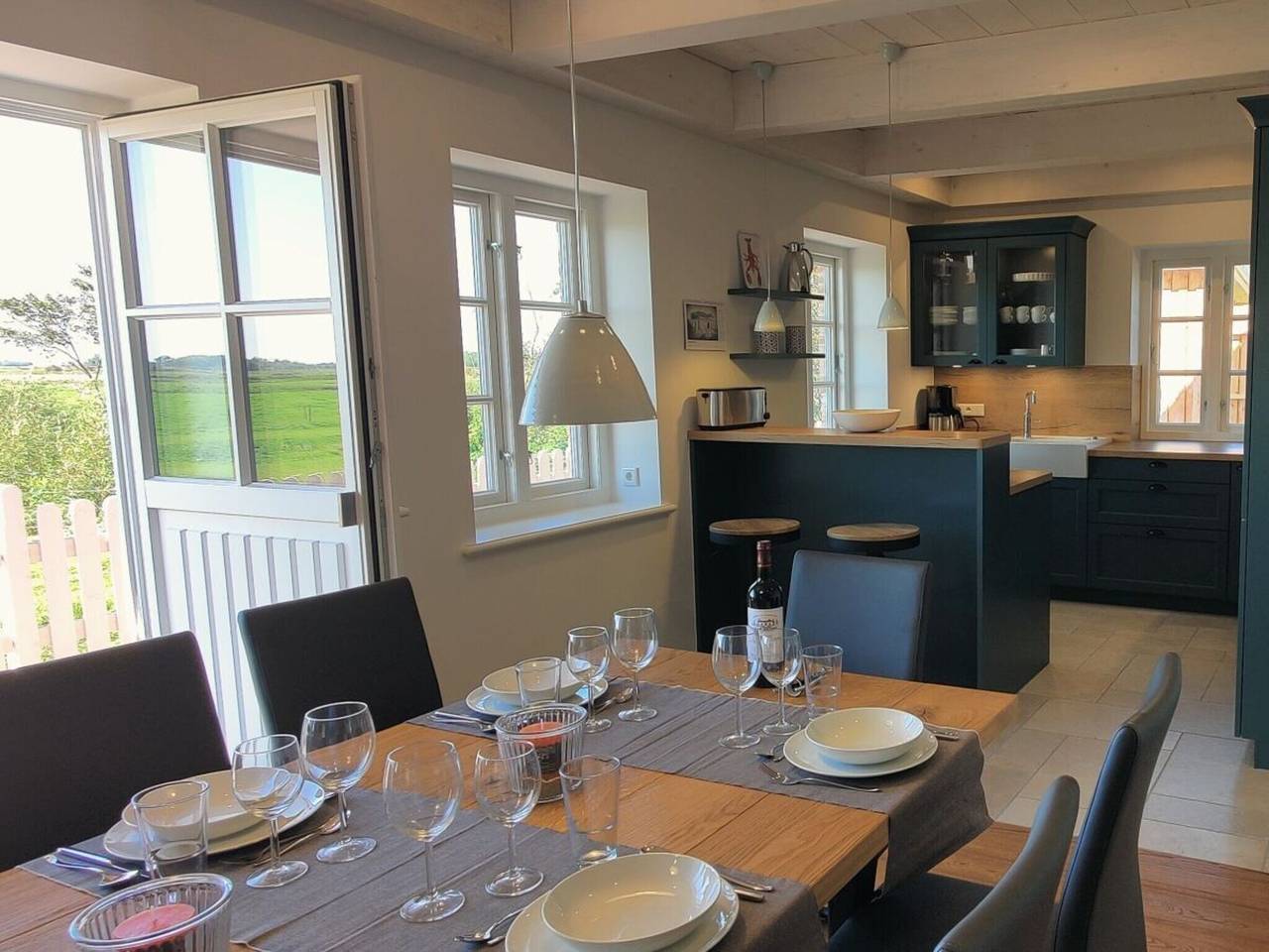Ferienhaus in Pellworm mit Schwimmbecken in Tammensiel, Pellworm
