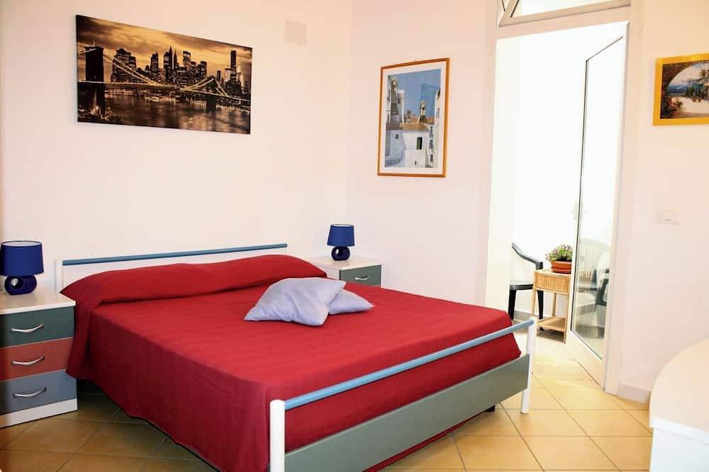 Detached villa 30 mt from the sea in Taviano, Golfe de Tarente