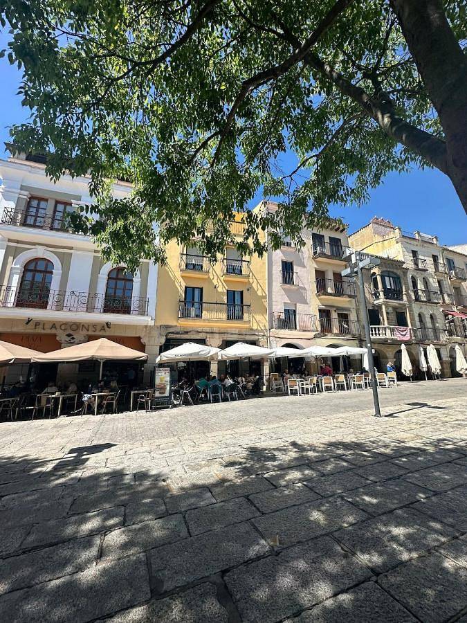 Apartamento para 6 personas, con vistas y balcón en Plasencia