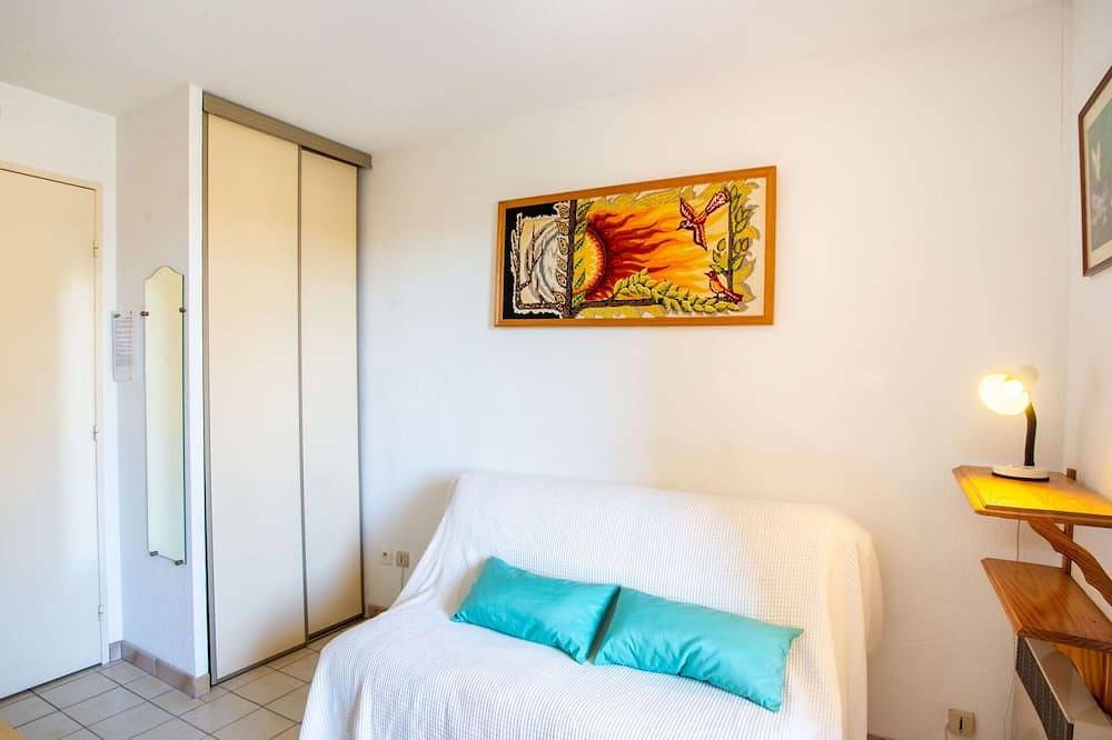 Ganze Wohnung, Herrliche Wohnung für 4 Gäste mit  W-Lan, Tv und Balkon in Cap Bénat, Bormes-les-Mimosas