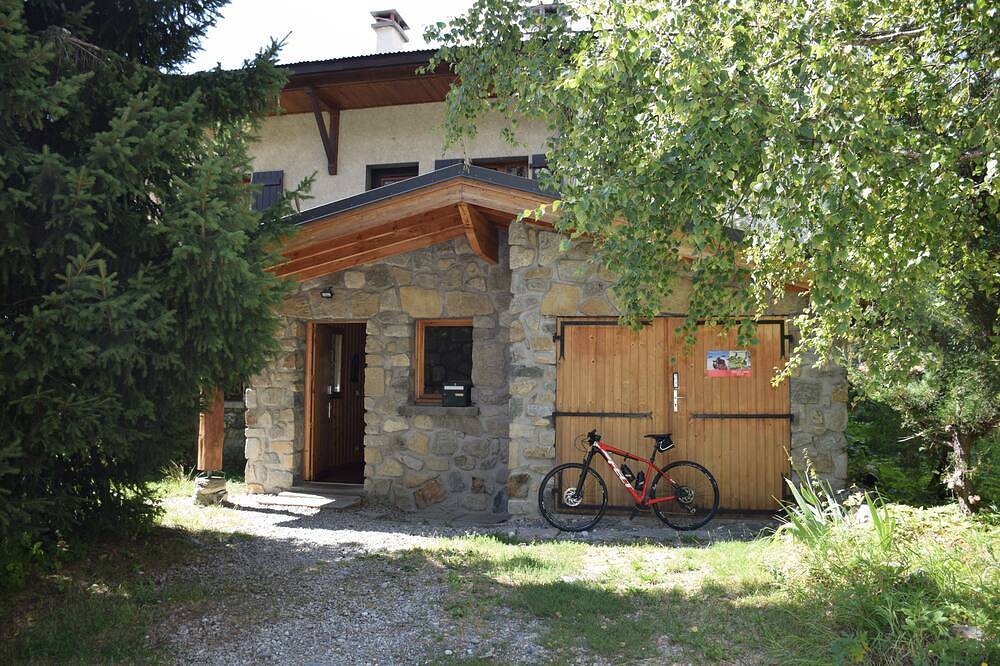 L'Olan - Exceptional location, 2 Alpes resort\neverything can be done on foot ! in Vénosc, Les Deux Alpes