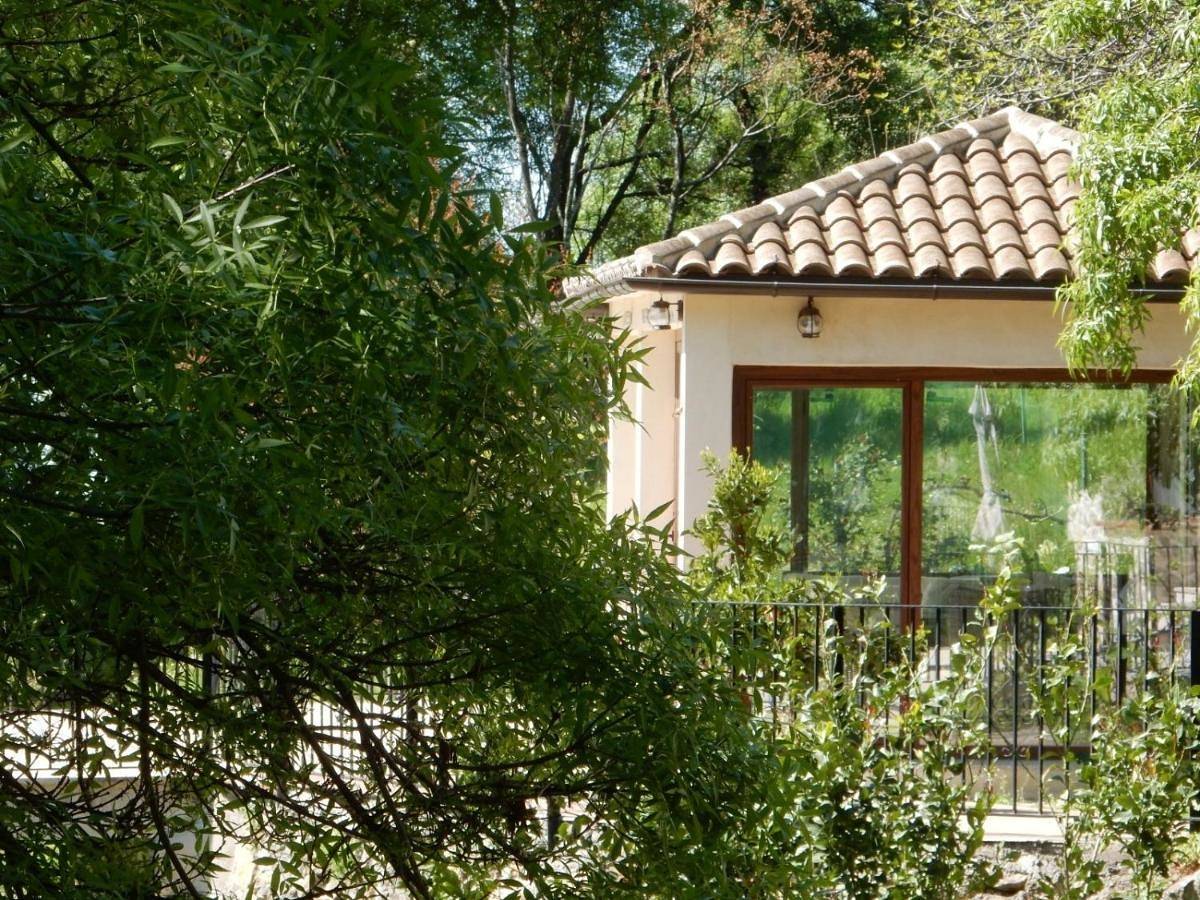 Casa Rural para 2 personas con jardín in Candeleda, Valle del Tiétar