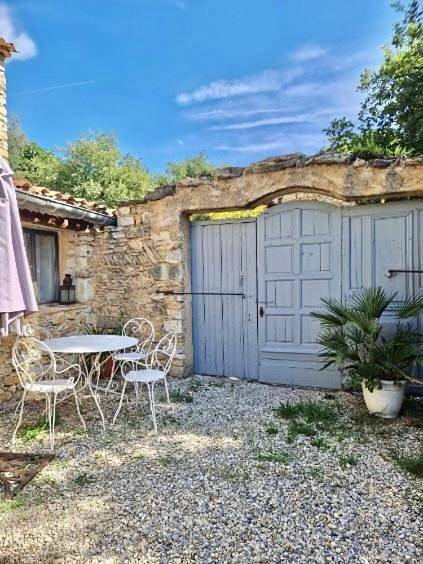 Location de vacances pour 2 personnes, avec balcon et piscine à Mollans-sur-Ouvèze - 4