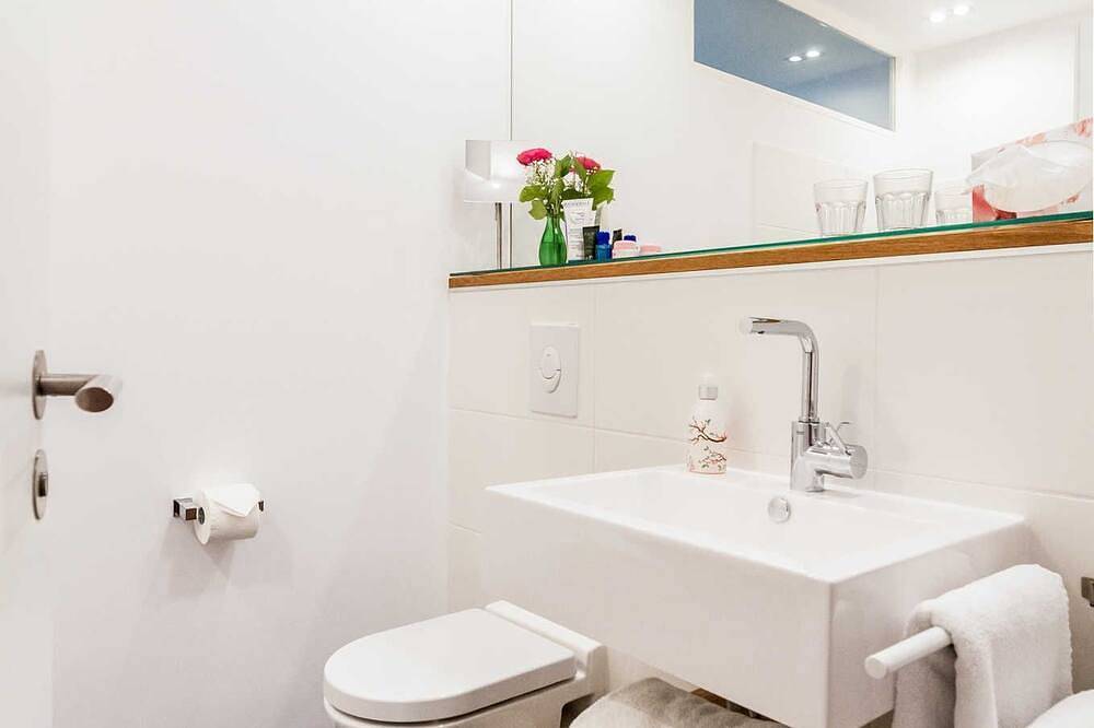 Entire apartment, , Wilhelmina-Quelle - Apartment Wilhelmina-Quelle in Bad Wiessee, Bavarian Alps