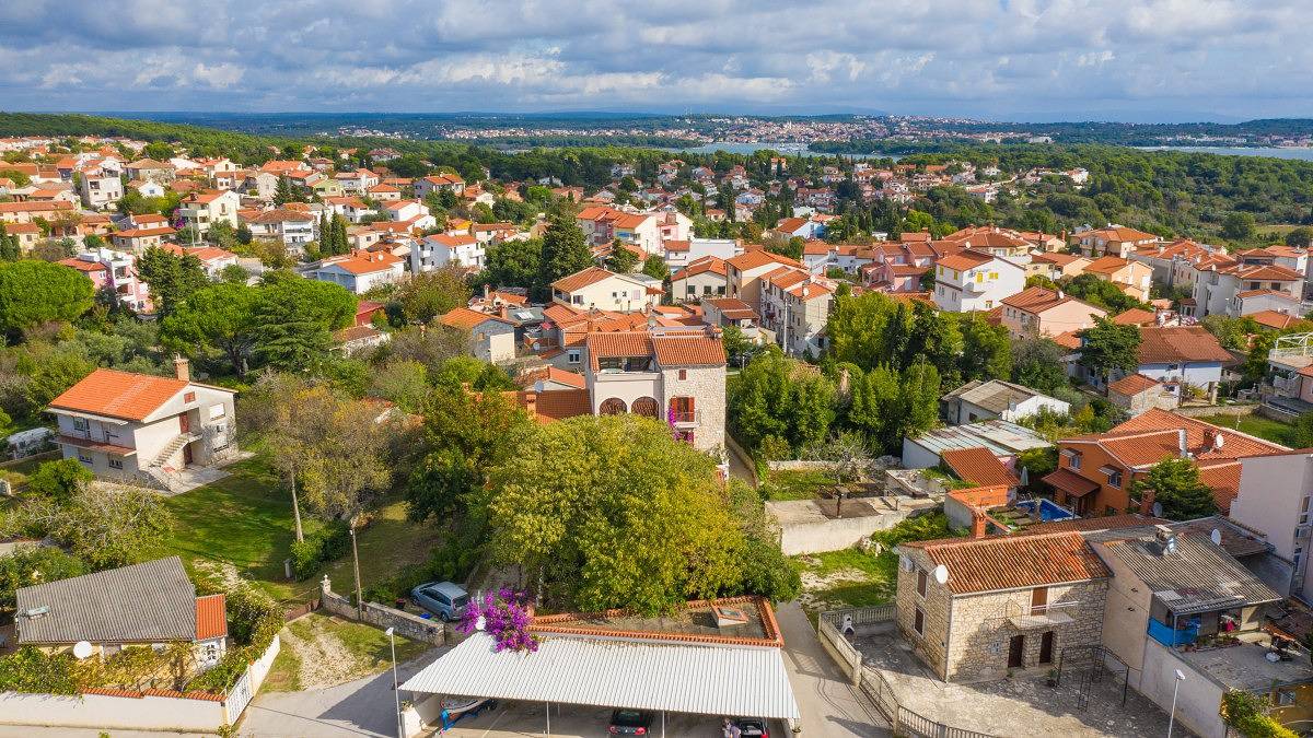 Casa vacanza per 4 persone con giardino in Premantura, Costa meridionale dell´Istria