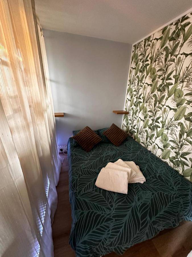 Appartement entier, Gîte du Silo Epi de Maïs Piscine et Spa in Toucy, Région d'Auxerre