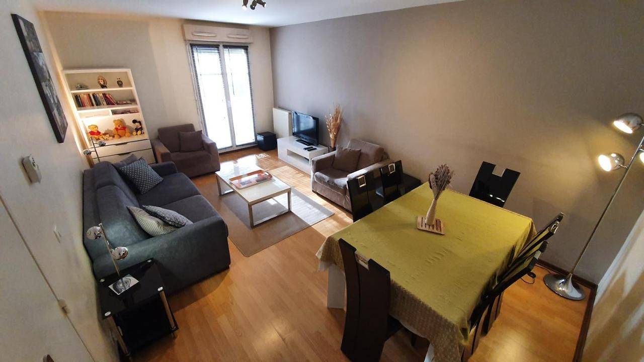 Appartement entier, Apartment in Chessy very near Disneyland in Chessy, Seine-et-Marne