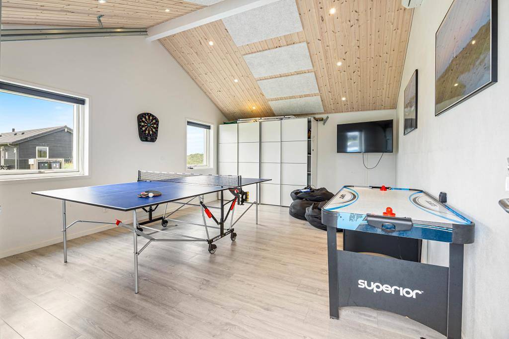 Ferienhaus für 8 Personen mit Spa, Sauna und Aktivitätsraum in Nørre Lyngvig, Hvide Sande