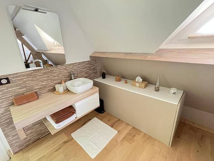 Location de vacances pour 2 personnes, avec vue et jardin à Limetz-Villez - 3
