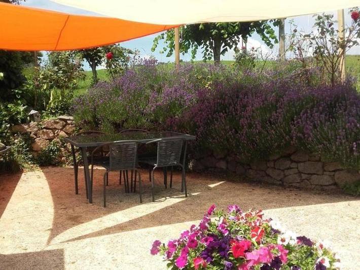 Location de vacances pour 3 personnes, avec jardin à Leucamp - 2