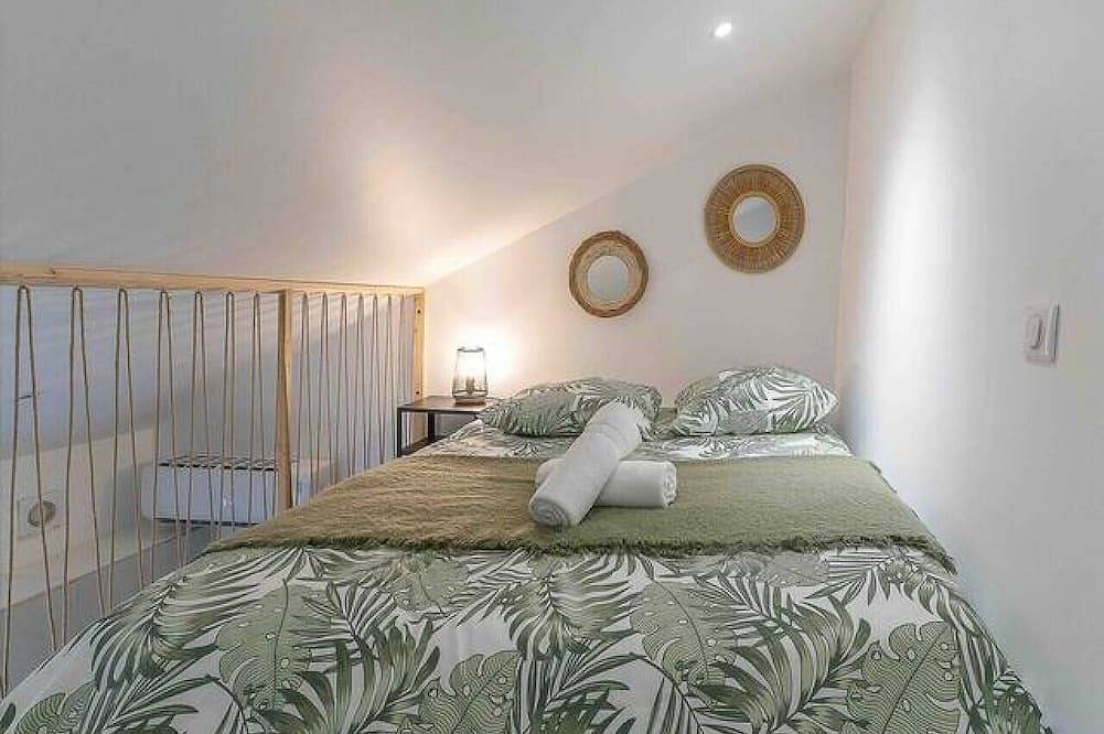 Appartement entier, Air-cond duplex apartment in the city center in Vichy, Région de Vichy