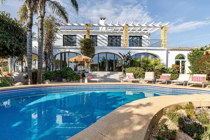 Casa rural para 8 personas, con Terraza además de Piscina y Vistas en Altea