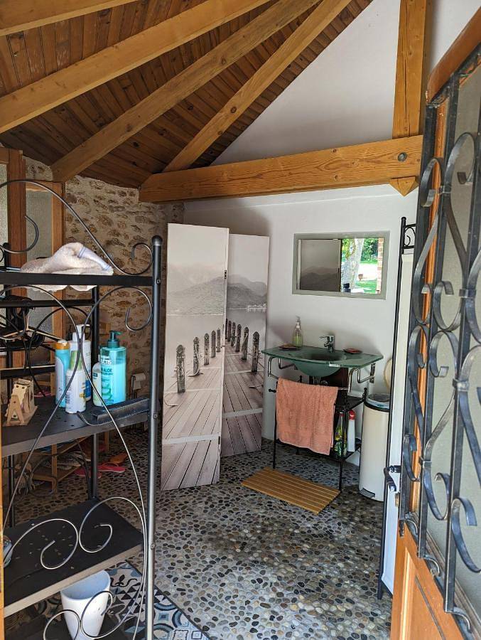 Chambre d’hôte pour 6 personnes, avec terrasse et vue ainsi que jardin et piscine dans Essonne - 4