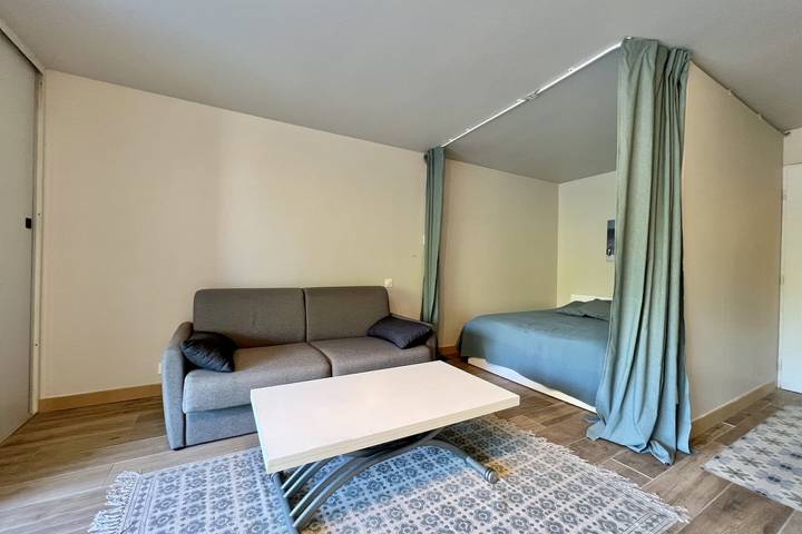 Gîte pour 4 personnes, avec balcon et piscine, adapté aux familles dans Port Santa-Lucia - 3