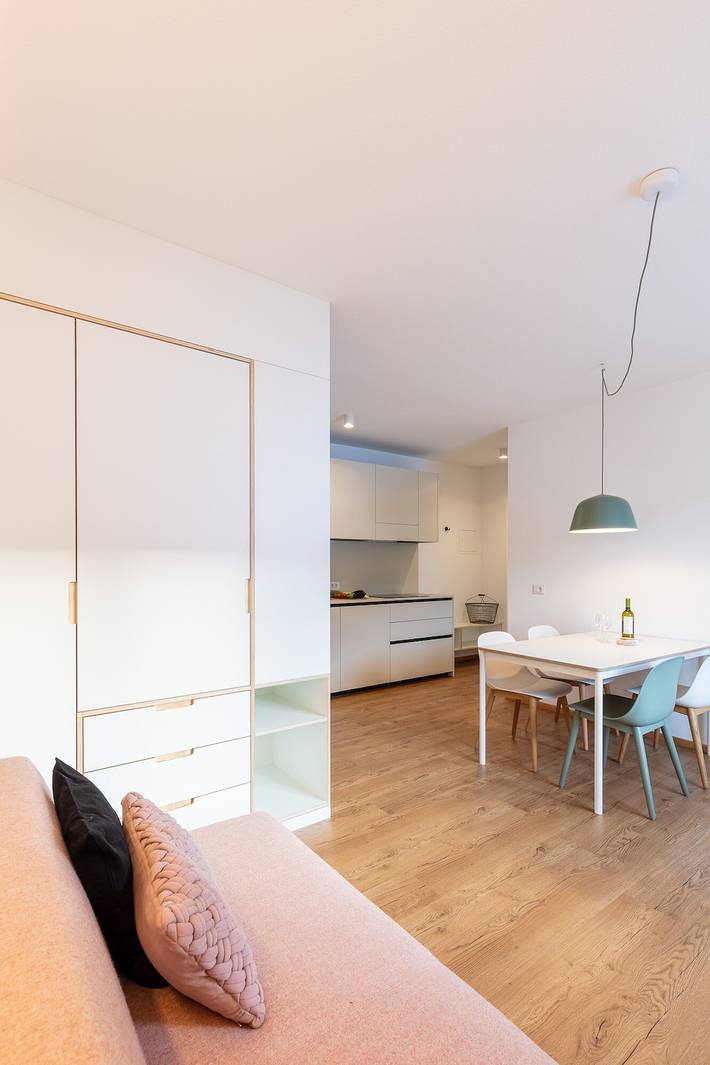 Hel lägenhet, Modern "Hus Apartment - Nr. 3" with Balcony, Garden & Wi-Fi in Olang, Dolomiti Superski