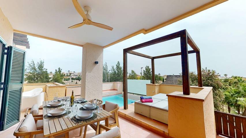 Apartamento para 6 personas, con jardín además de terraza y piscina, Familias con niños en Fuente Álamo de Murcia