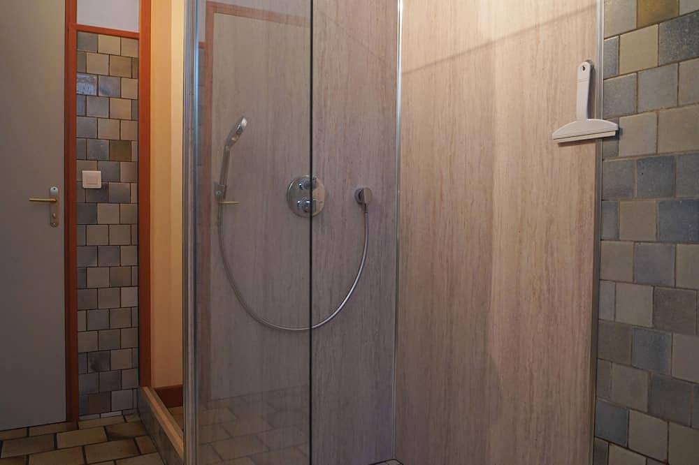 Ganze Wohnung, Licaraclo liegt in Puisaye ganz in der Nähe von Guédelon in Sainte-Colombe-sur-Loing, Auxerre und Umgebung
