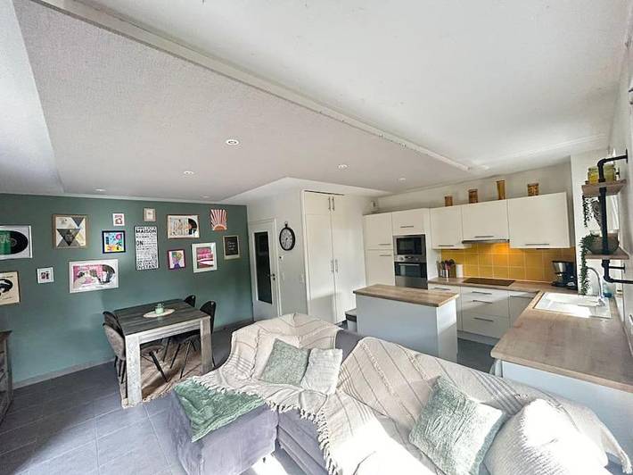 Gîte pour 8 personnes, avec terrasse et jardin dans Wiwersheim