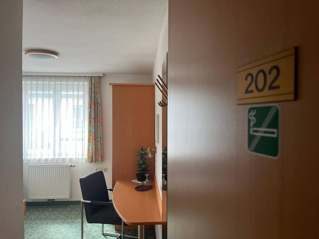 Mariazellerhof Room 202 in St. Pölten, Mostviertel Region