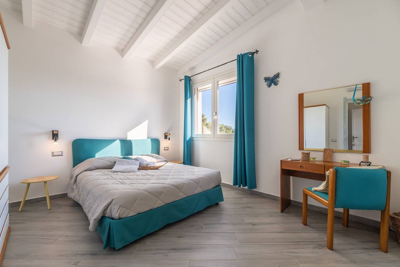 Moon – Double Room with Private Bathroom in Quartu Sant'Elena, Campidano